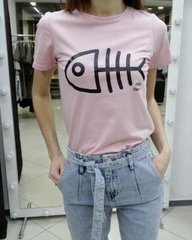 Женская футболка  с изображением скелета рыбы
