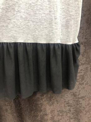 Женское платье серое с вырезом и карманом - 2219